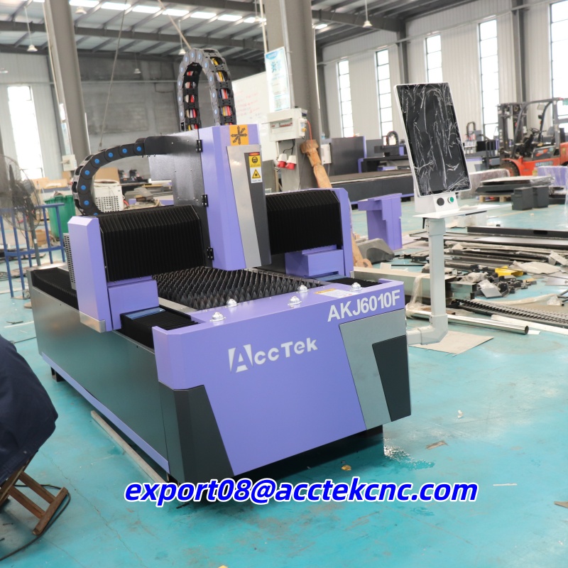 CE Certified Small Size Fiber  - Industrial Laser Cutters 评论和价格