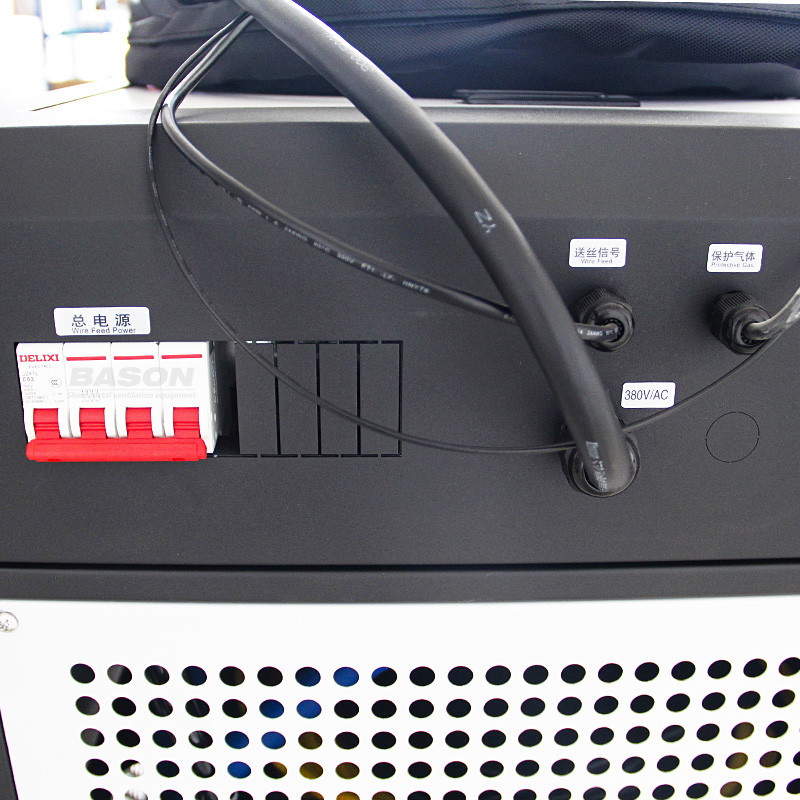QX Series Handheld Laser Weldi - Handheld Laser Welding Machine 评论和价格